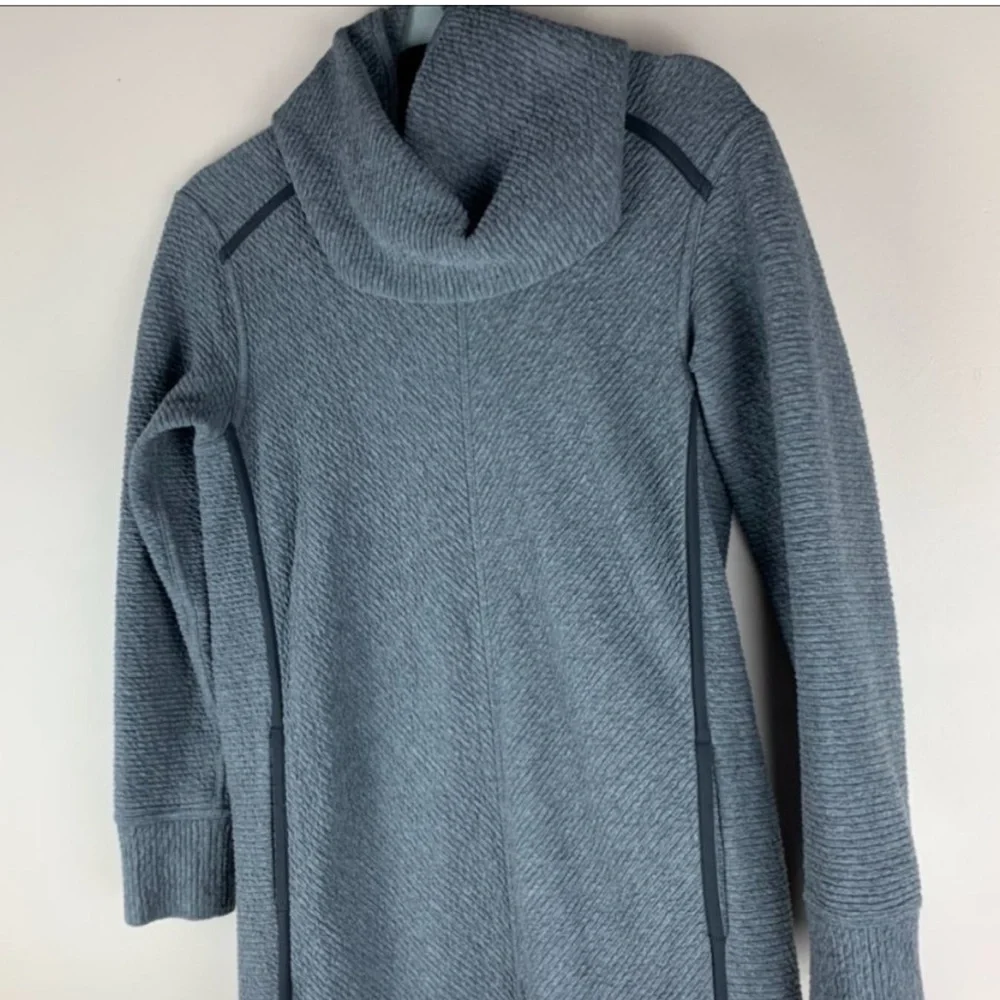 Lululemon On Repeat Dress, Gray, 4, NWOT - Picture 2 of 4